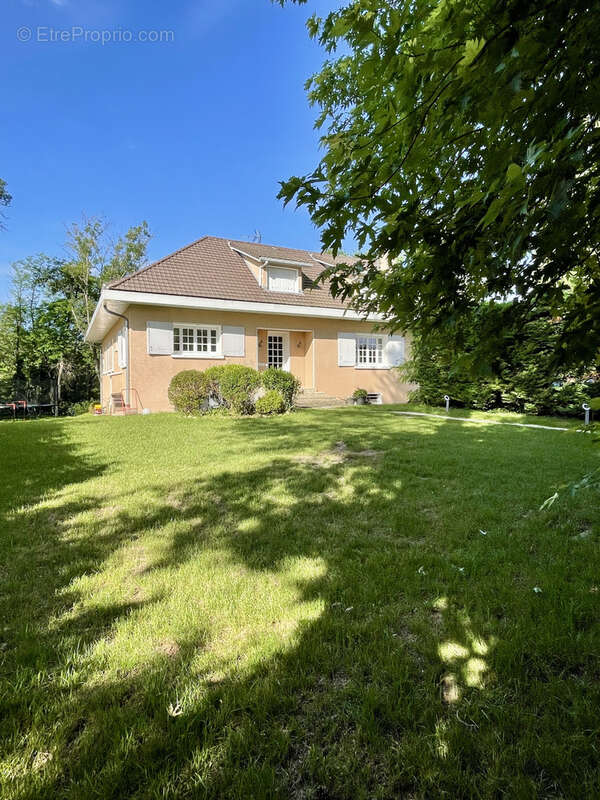 Maison à FRANCHEVILLE