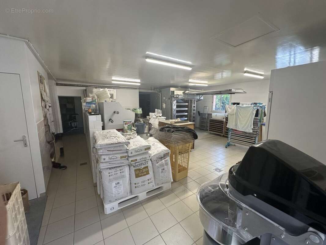 Autre à ROMILLY-SUR-SEINE