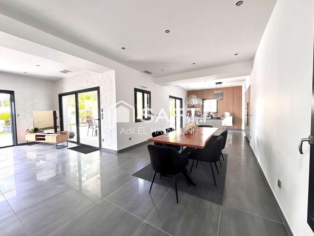 Photo 6 - Maison à VILLETELLE