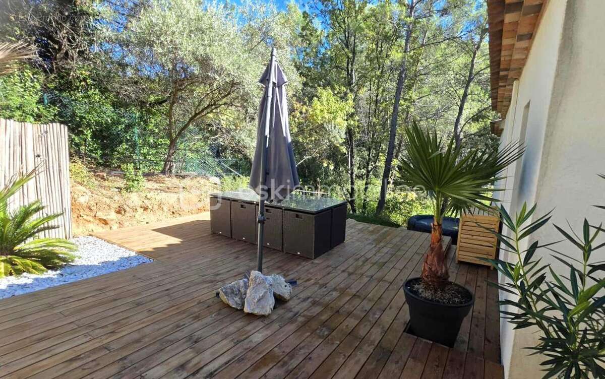 Maison à LORGUES