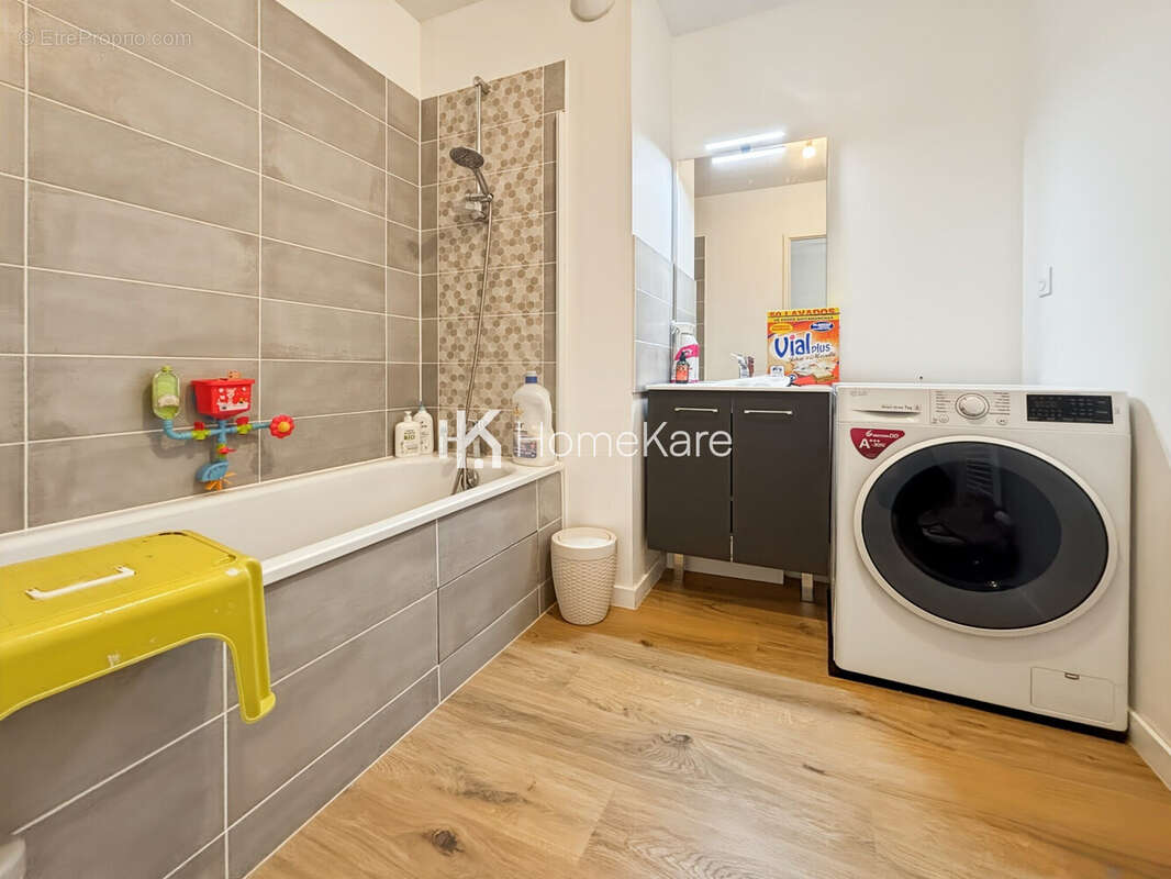 Appartement à CORNEBARRIEU