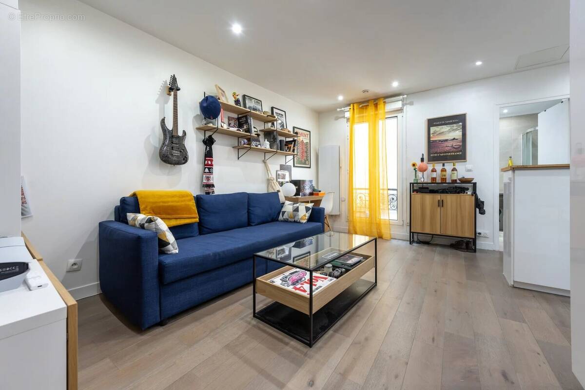 Appartement à PARIS-11E