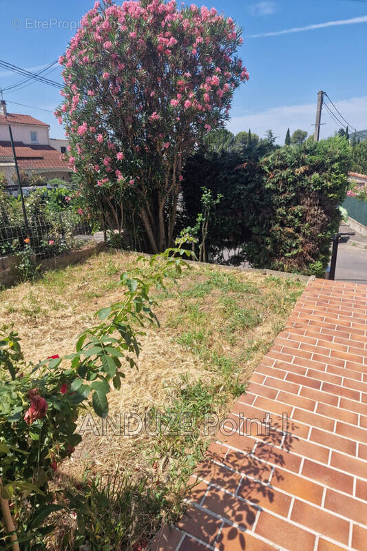 Maison à SAINT-CHRISTOL-LES-ALES