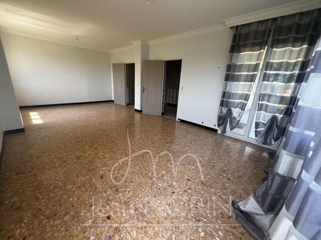 Maison à ROMANS-SUR-ISERE