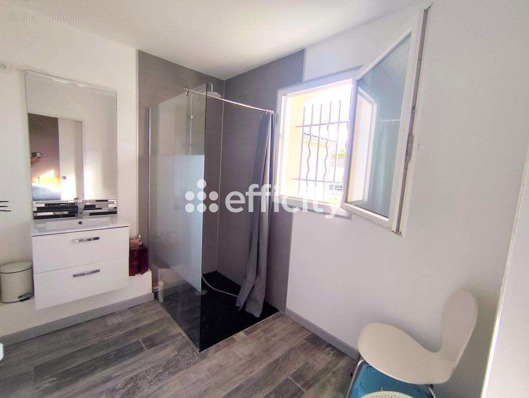 Maison 133 m² à Perignac  - photo 17