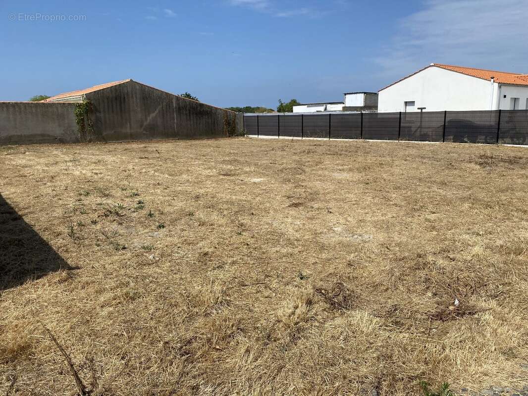 Terrain 614 m² à Bretignolles-Sur-Mer  - photo 3