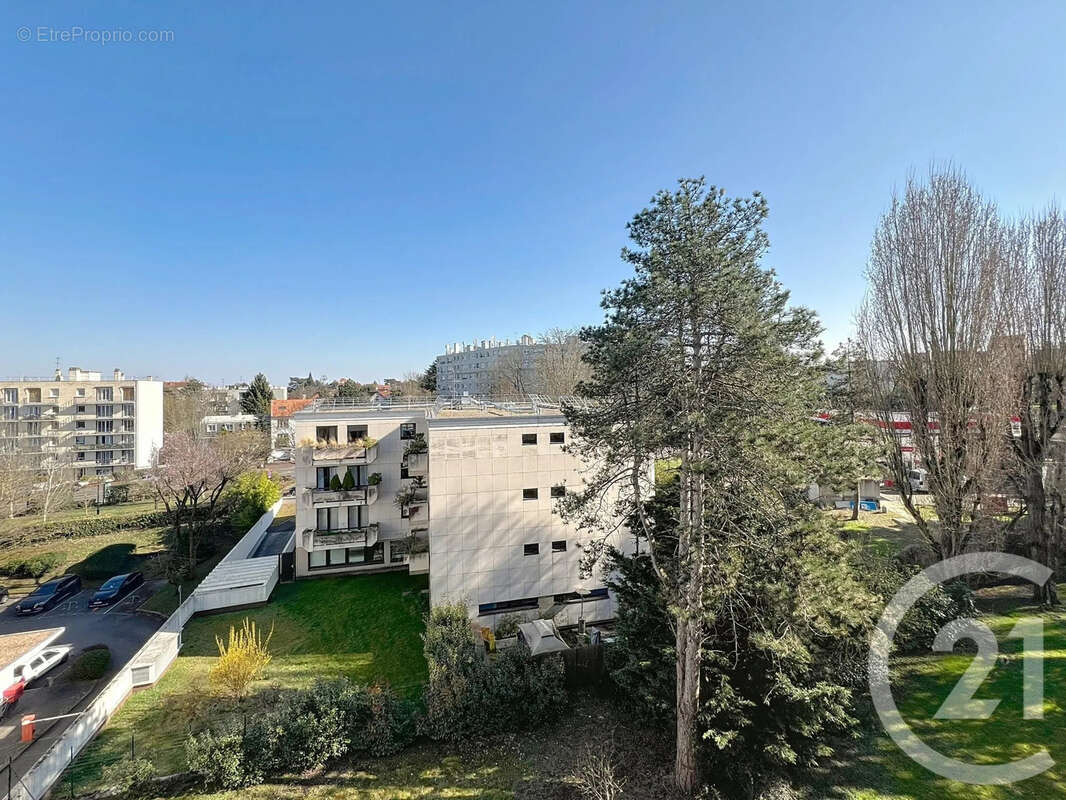 Appartement à GARCHES