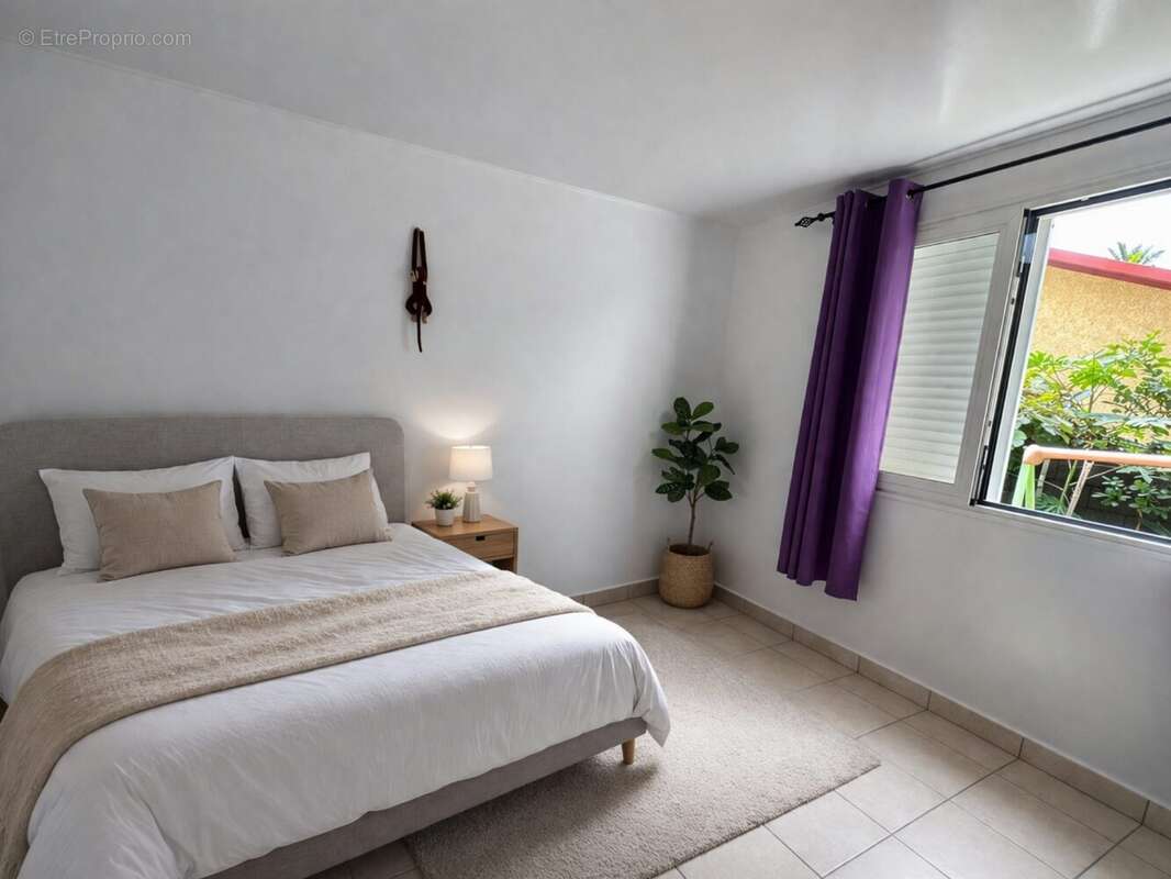 Maison 94 m² à Les Trois-Bassins  - photo 9