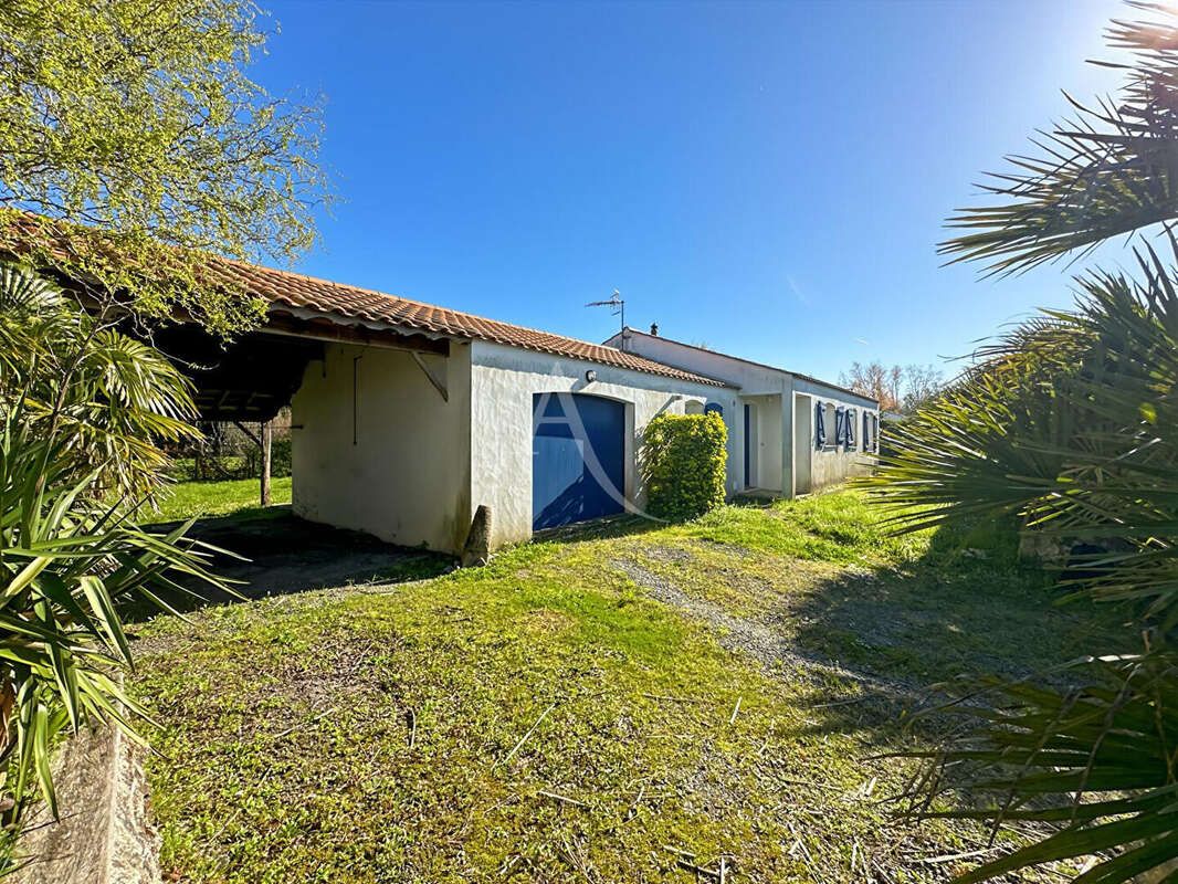 Maison à LE PERRIER