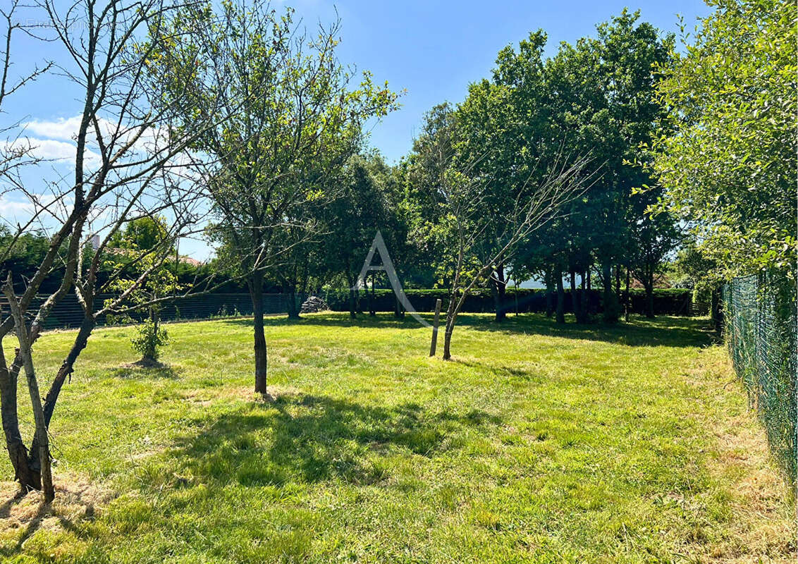 Maison à SAINT-URBAIN