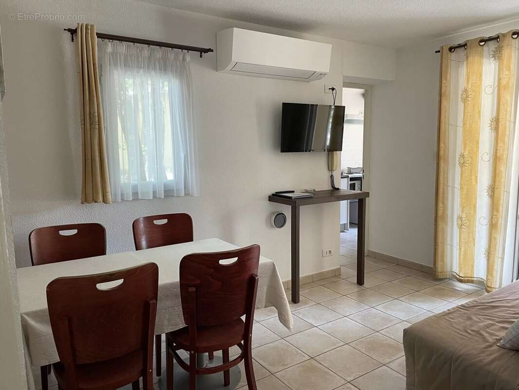 Maison à CABRIERES-D'AVIGNON