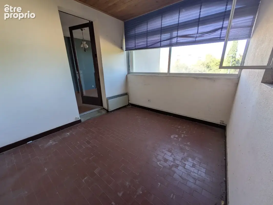 Appartement a rafraichir en copropriété - photo 4