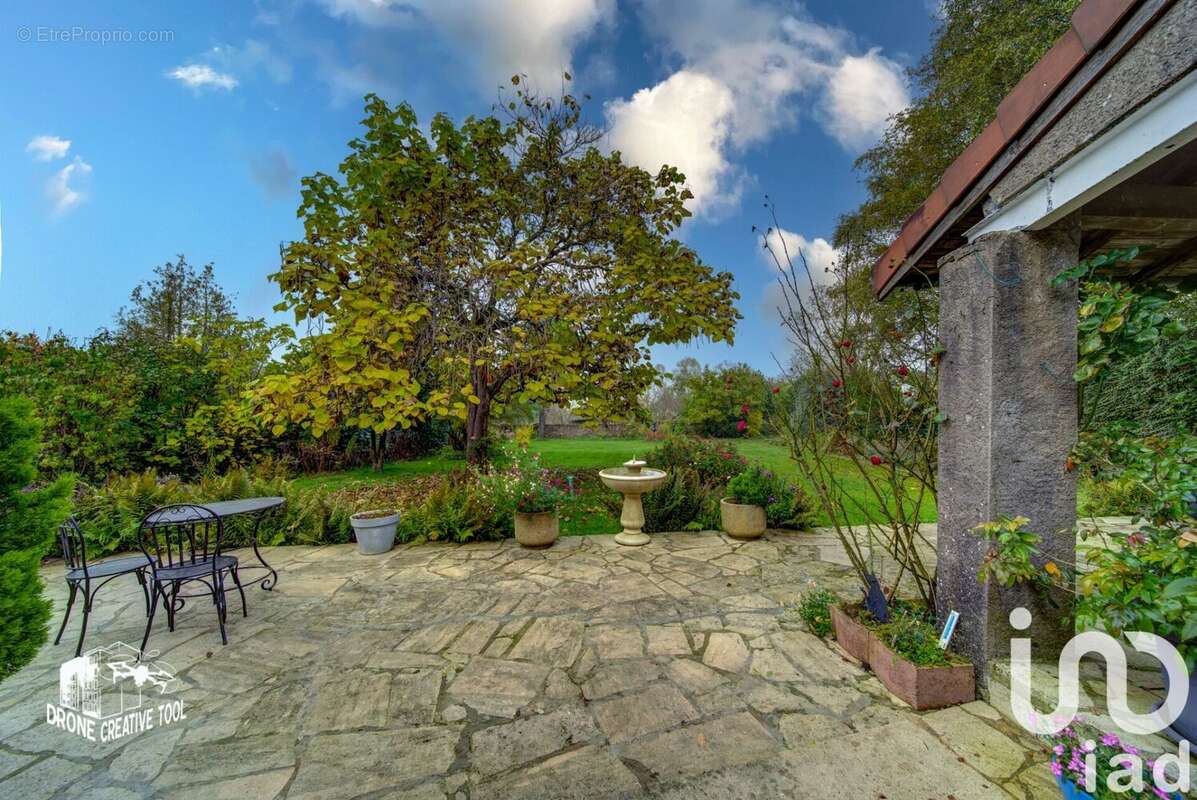 Photo 4 - Maison à MONTOIS-LA-MONTAGNE