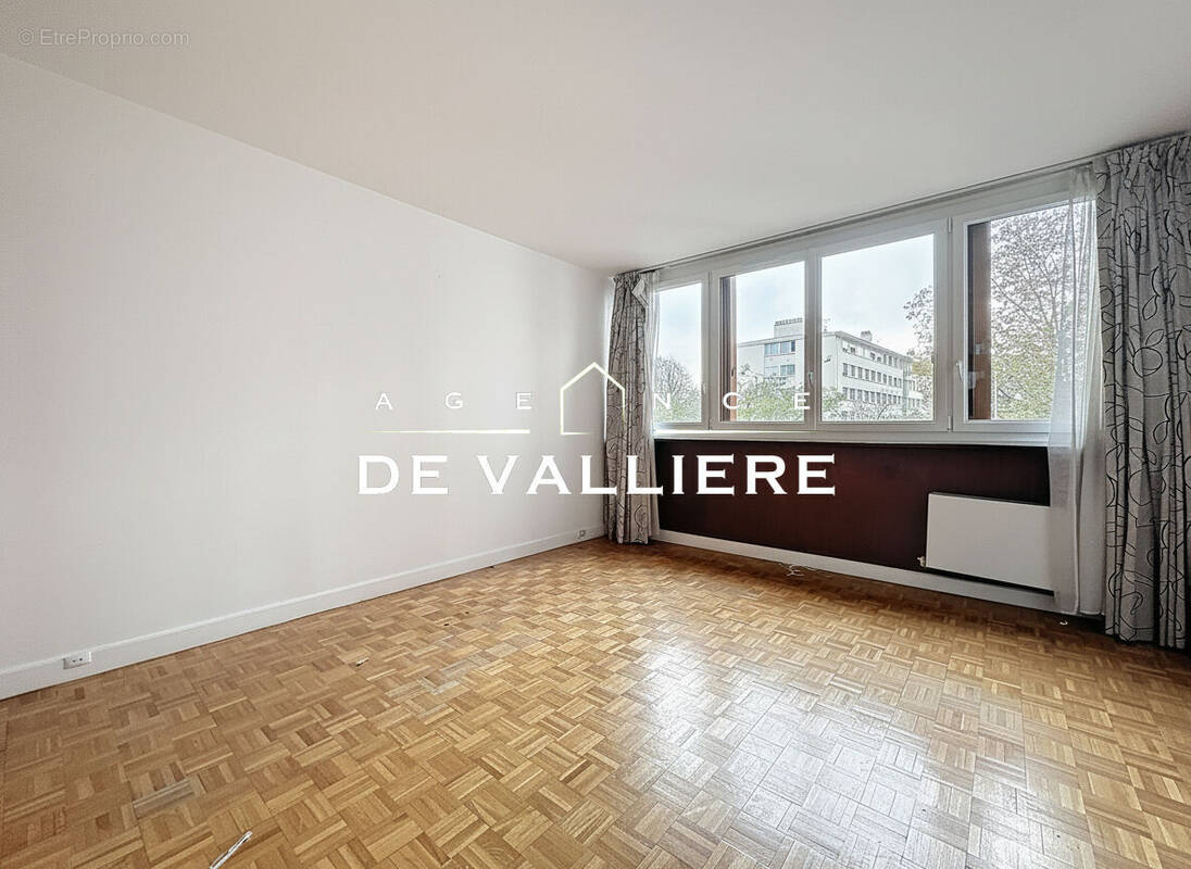 Appartement à NANTERRE