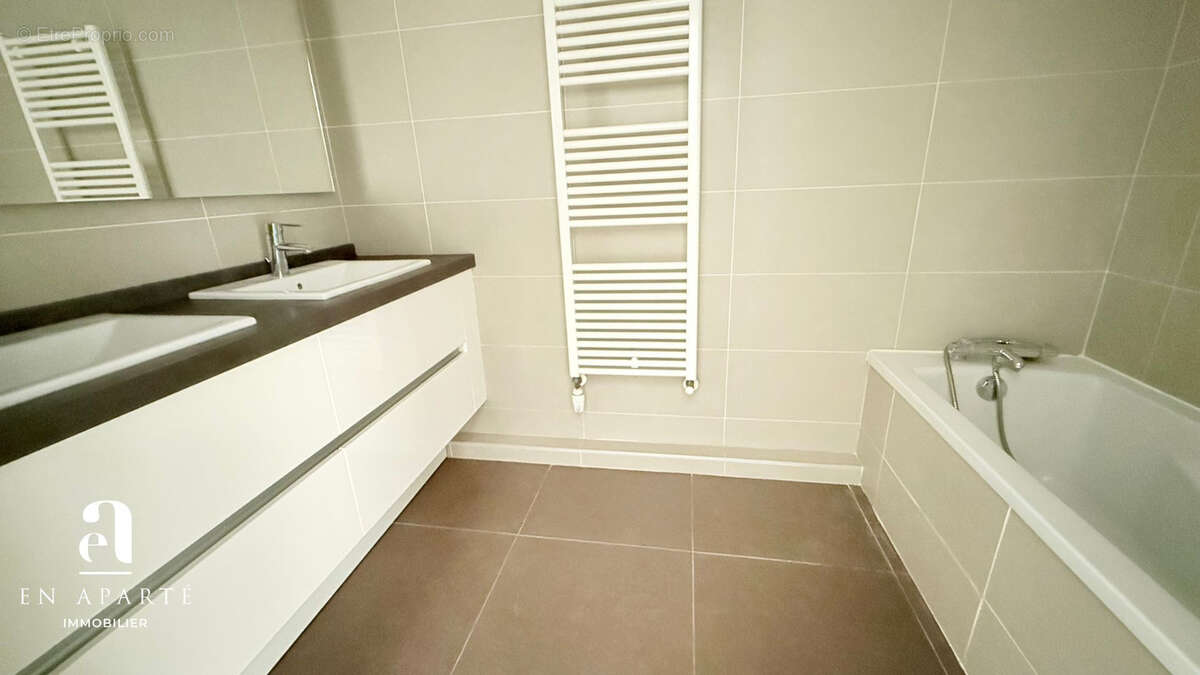 Appartement à LYON-8E