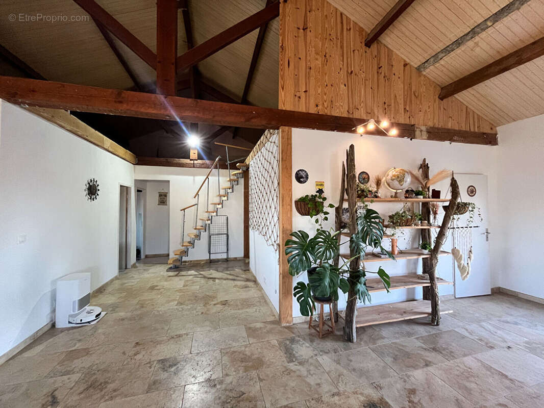 Maison à BEAUMONT-DU-PERIGORD