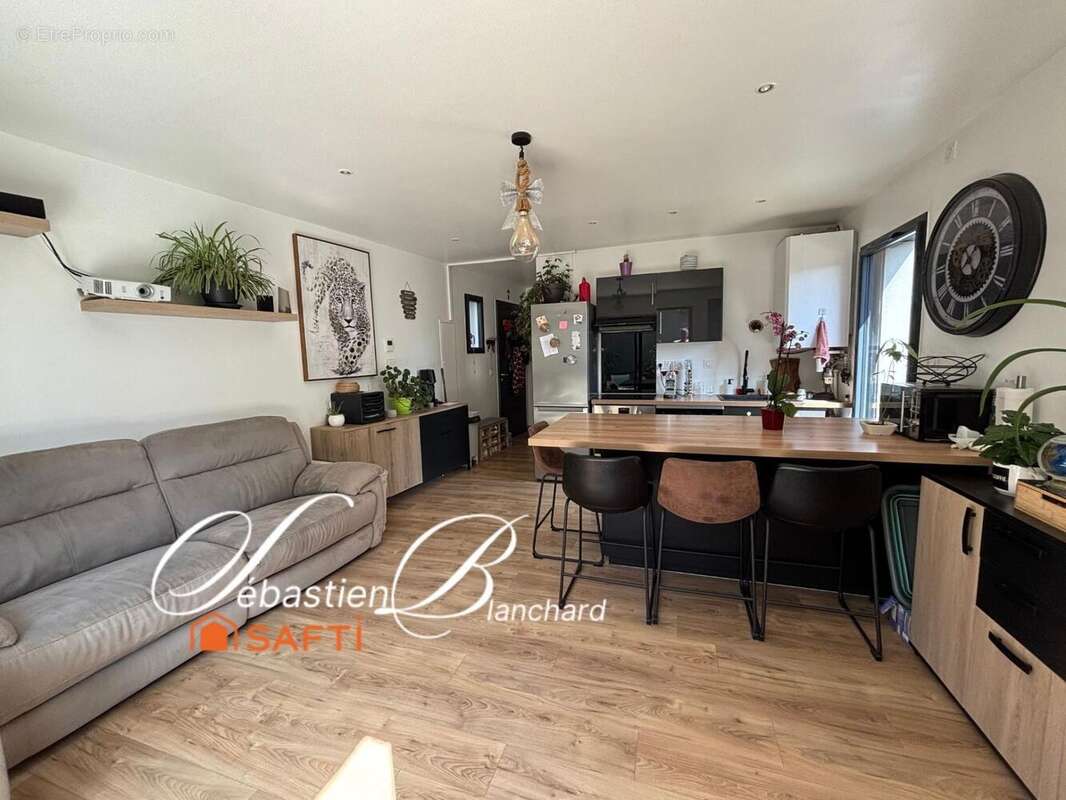 Photo 2 - Maison à RUMILLY