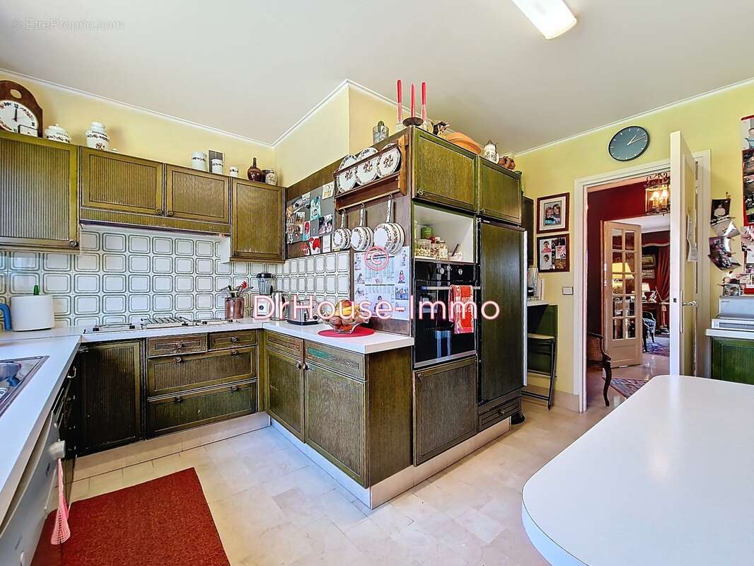 Appartement à LE BOURGET