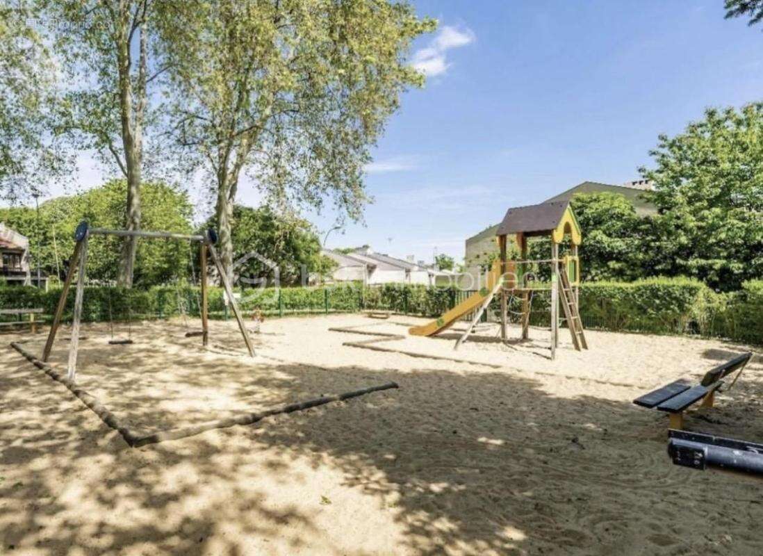 Maison à RIS-ORANGIS