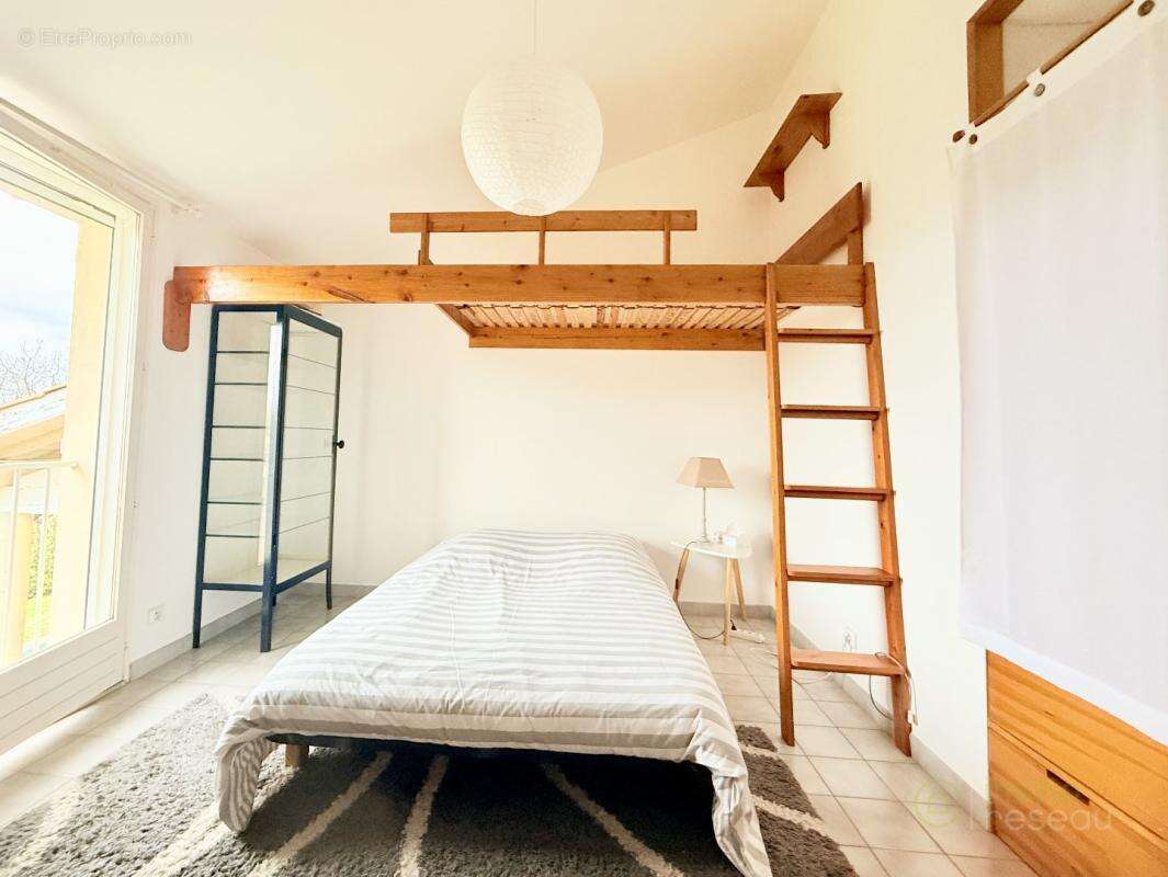 Maison à MORAS-EN-VALLOIRE