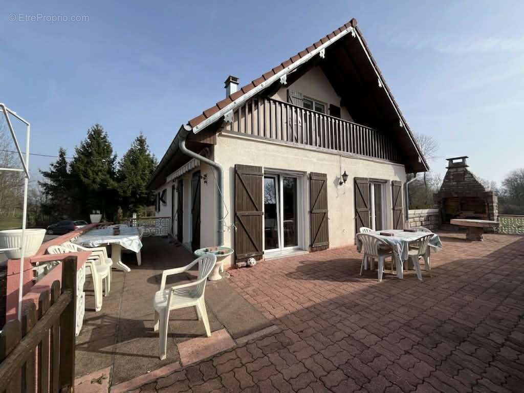 Maison à FROIDETERRE