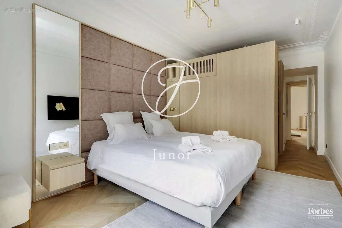Appartement à PARIS-5E