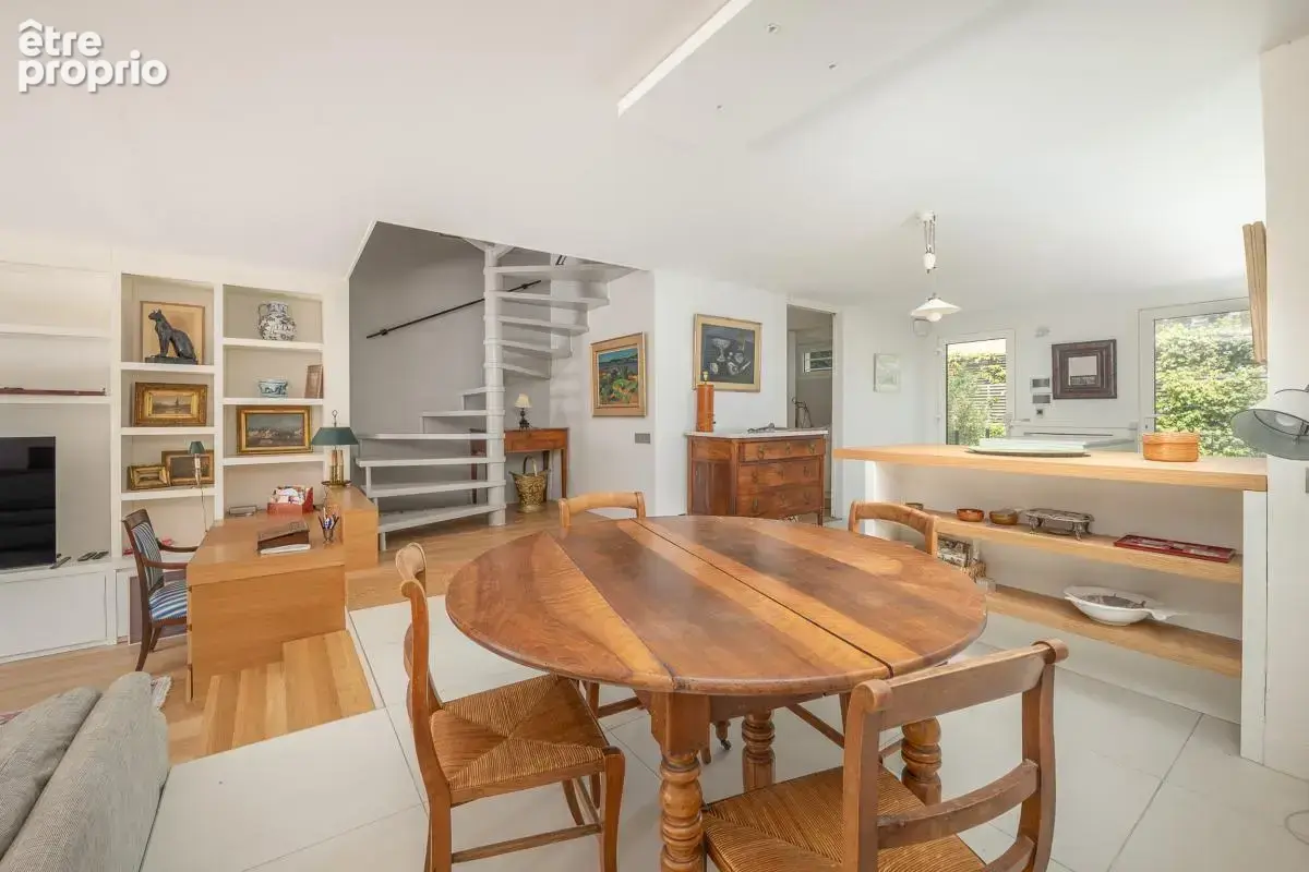 Maison 4 pièces 140 m² à vendre à Marseille-8e (13008) - photo 12