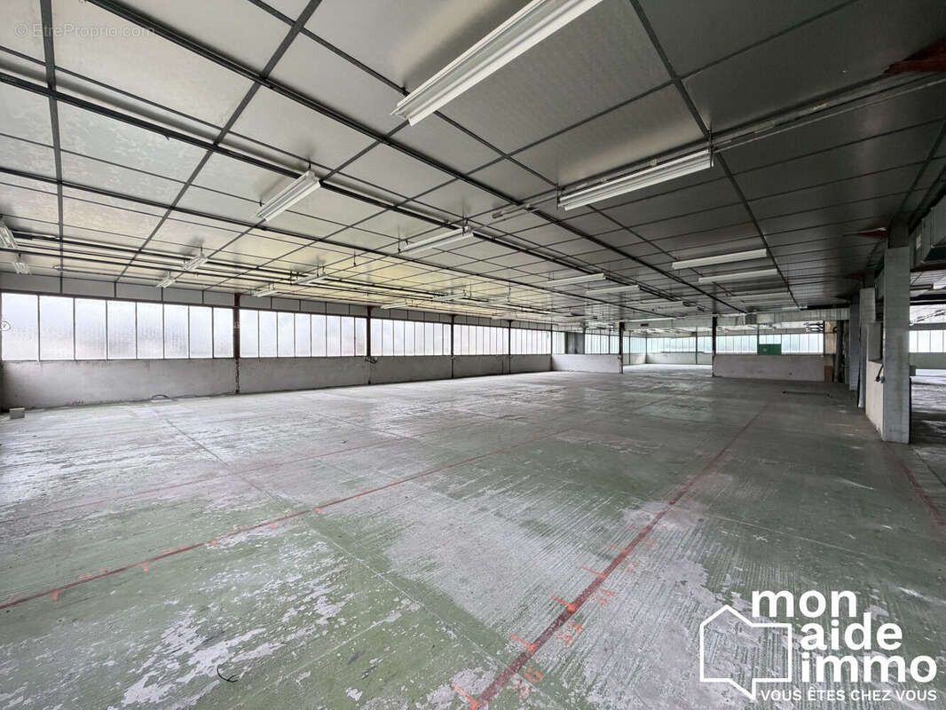 Commerce à NANTHEUIL