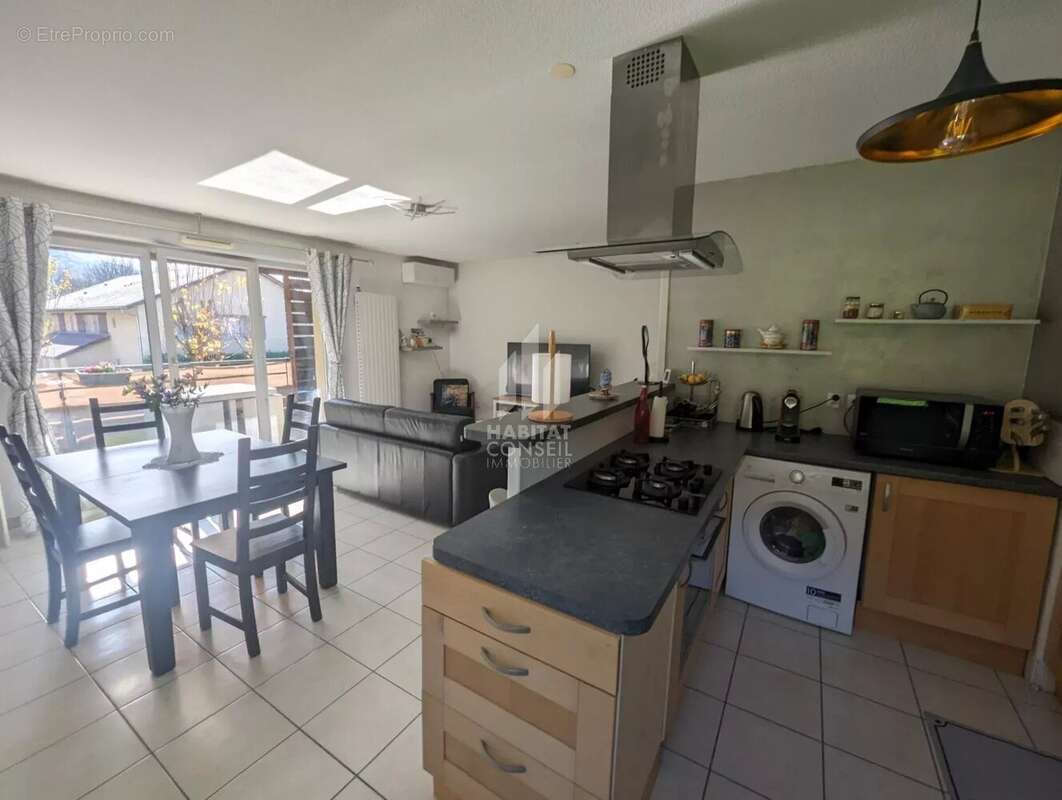 Appartement à TENCIN