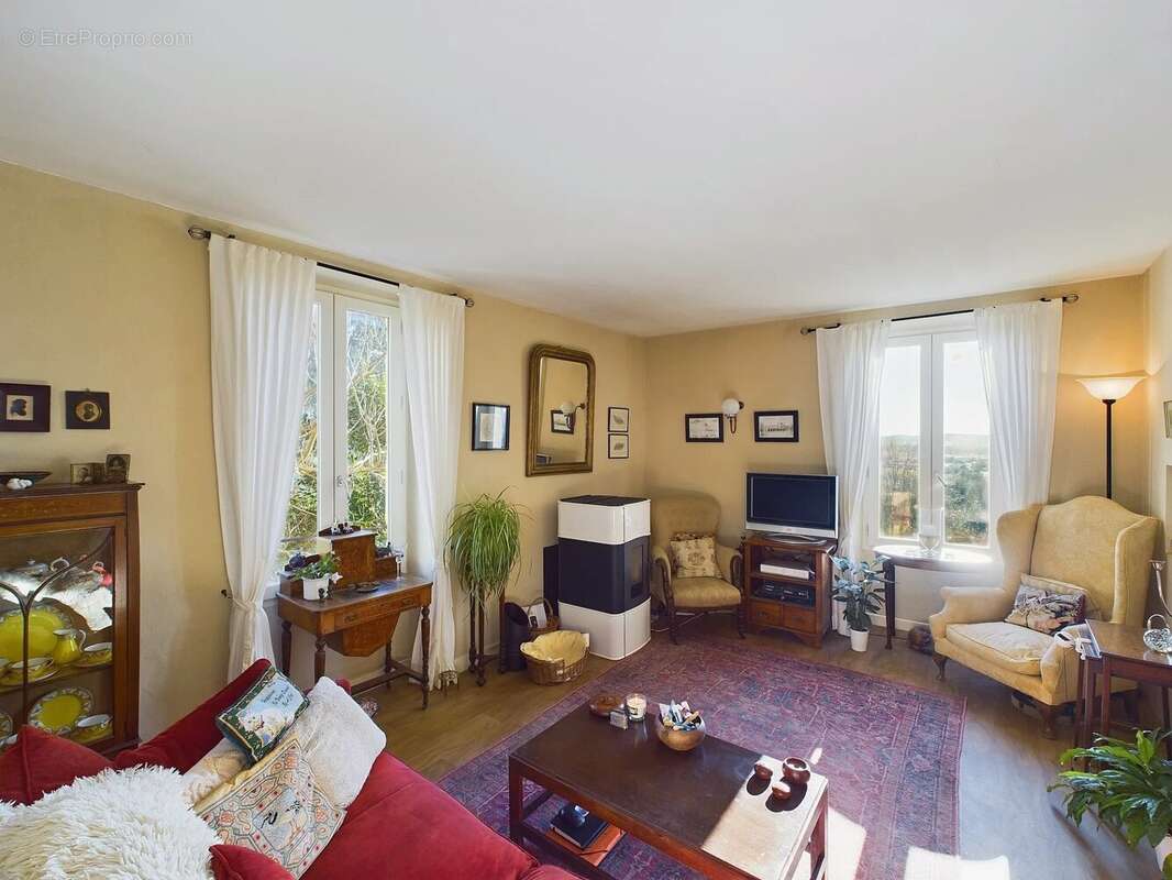 Maison à MONFLANQUIN