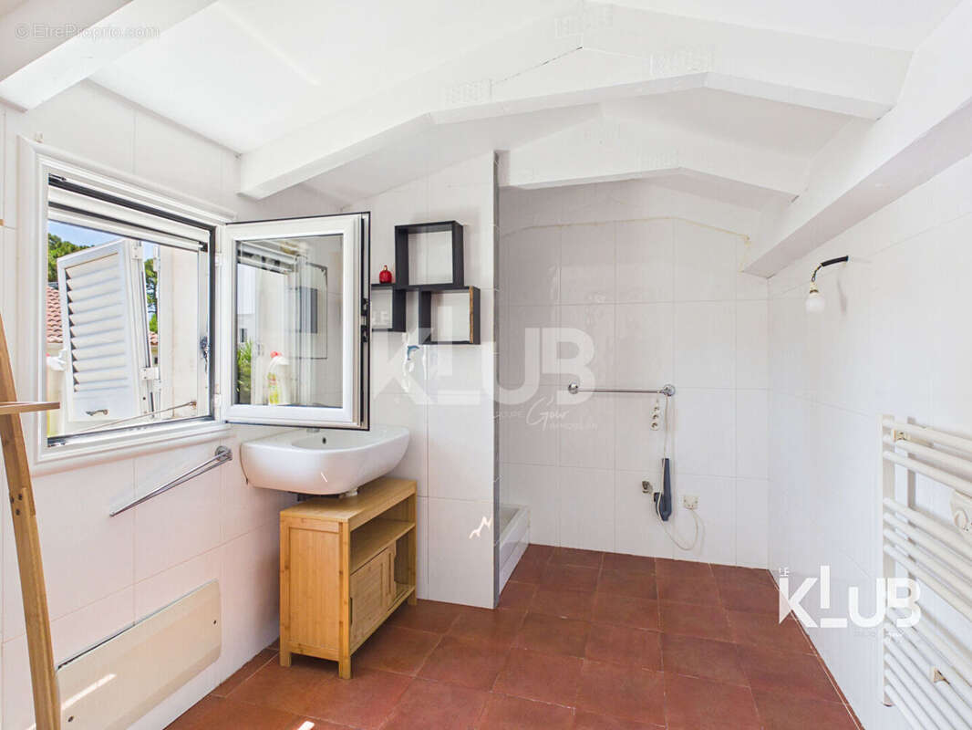 Villa Duplex à Vendre à La Marana - 4 Pièces, Jardin Privatif - photo 11
