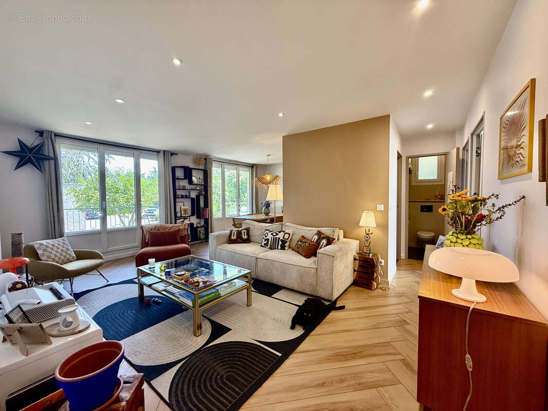 Appartement à ROMANS-SUR-ISERE