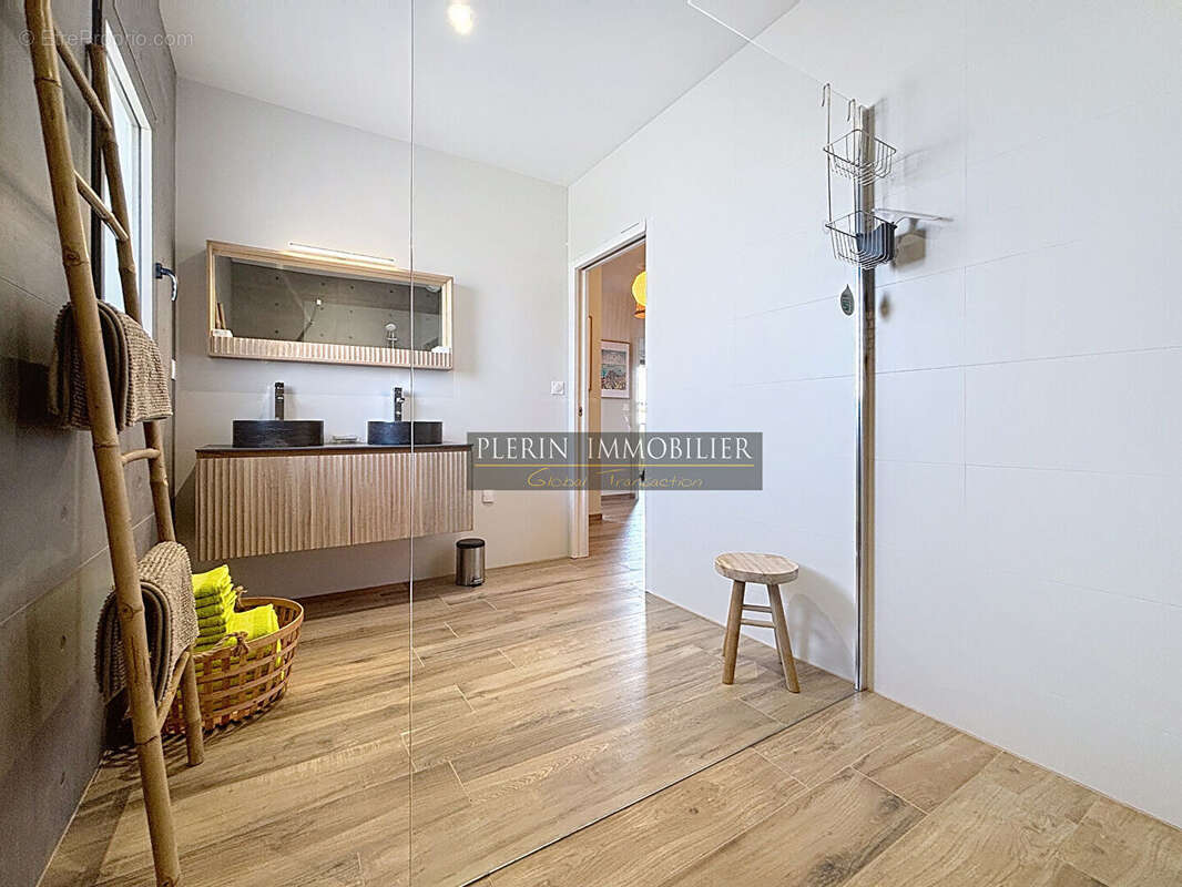 Maison à ETABLES-SUR-MER