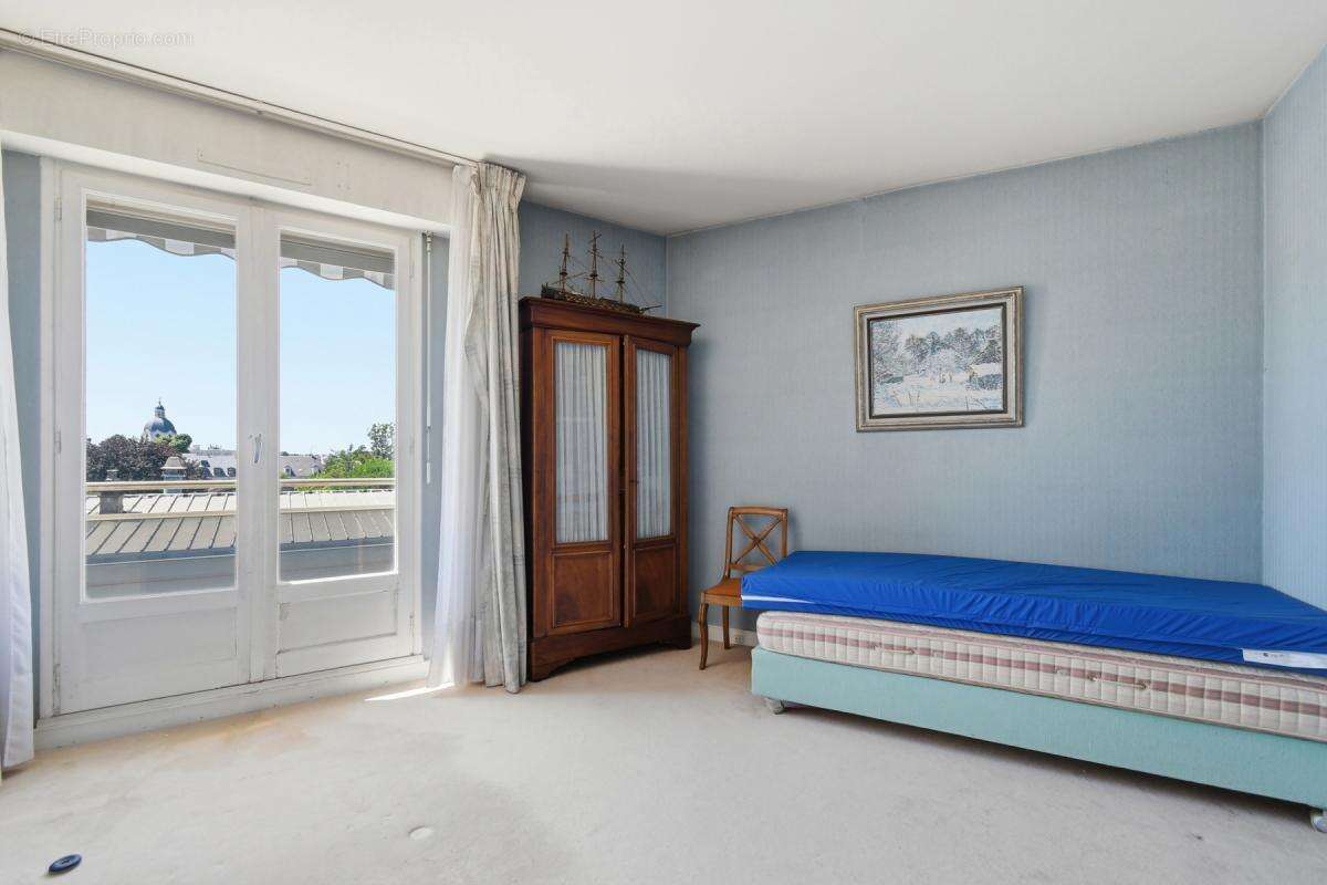 Appartement à VERSAILLES