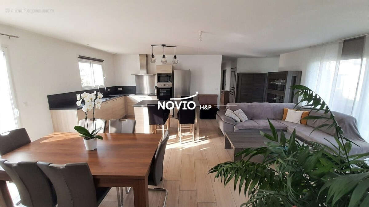 Maison 115 m² à Poitiers  - photo 5