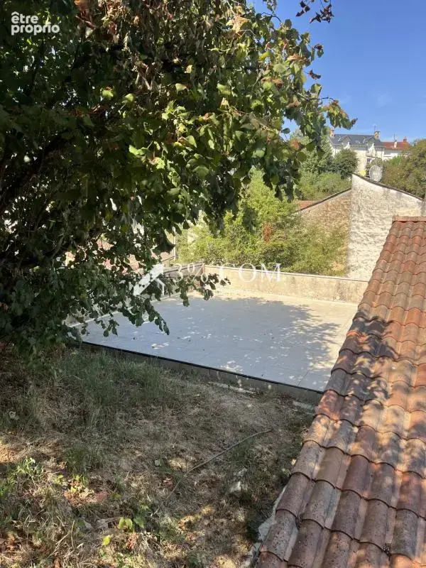 3%. com immobilier à  iteuil - photo 20
