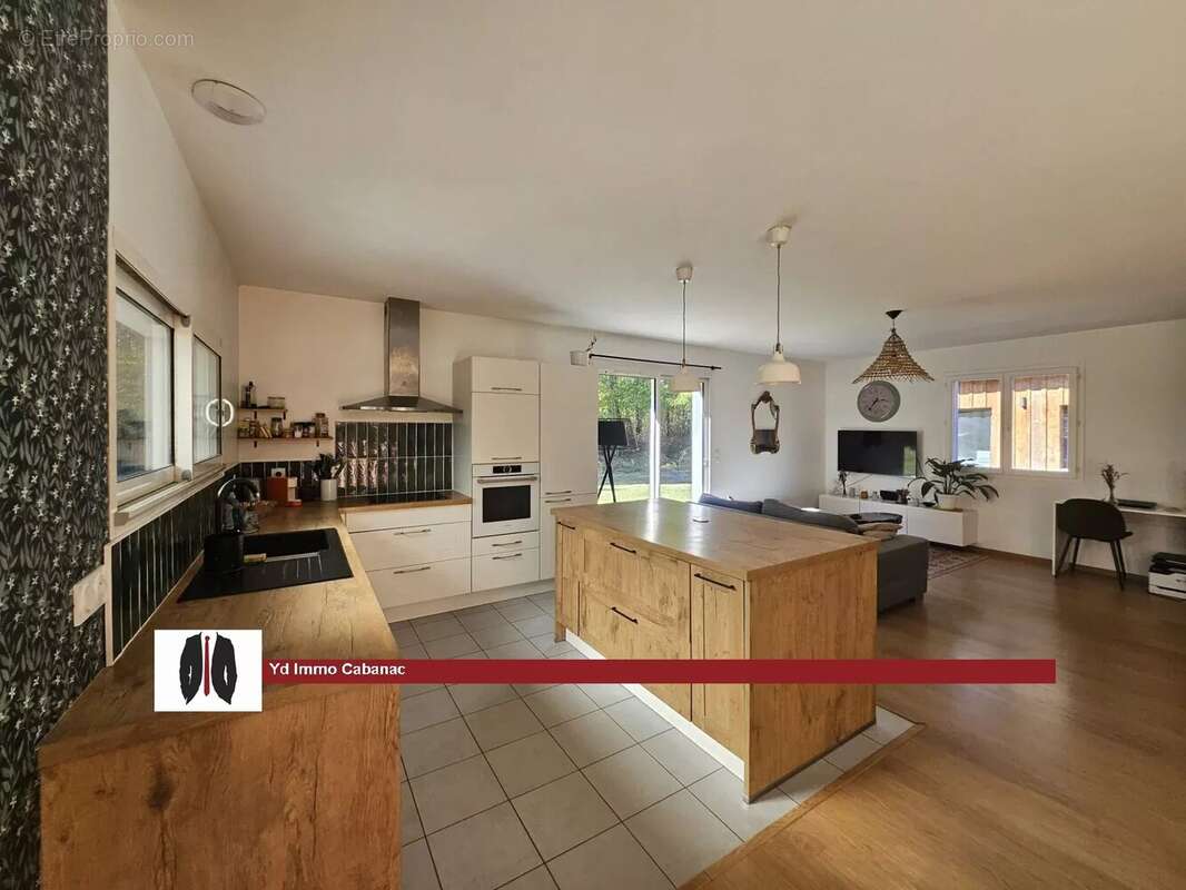 Maison à CABANAC-ET-VILLAGRAINS