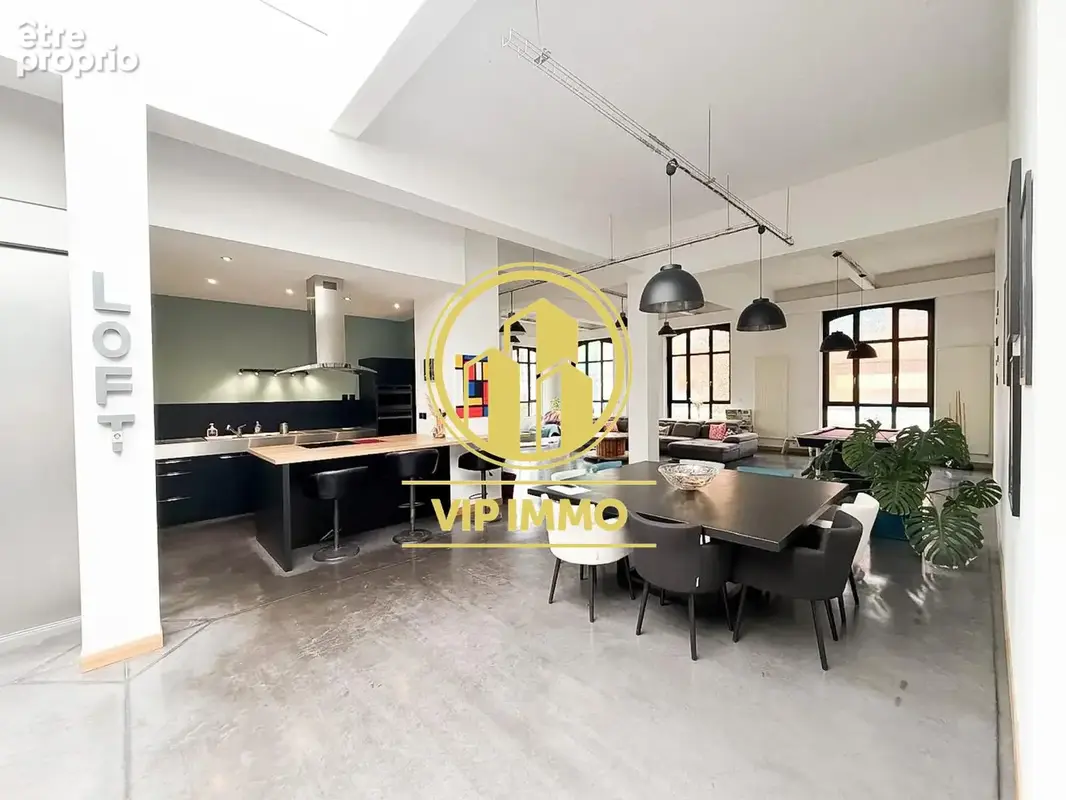 Appartement 251 m² à Roubaix  - photo 2