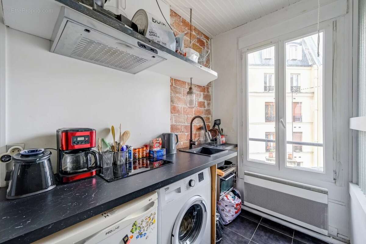 Appartement à PARIS-18E
