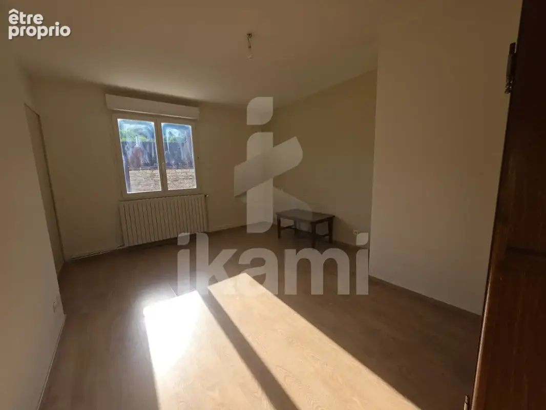 Maison de village en pierre   86 m2   Impasse au calme, cour et terrasse - photo 15