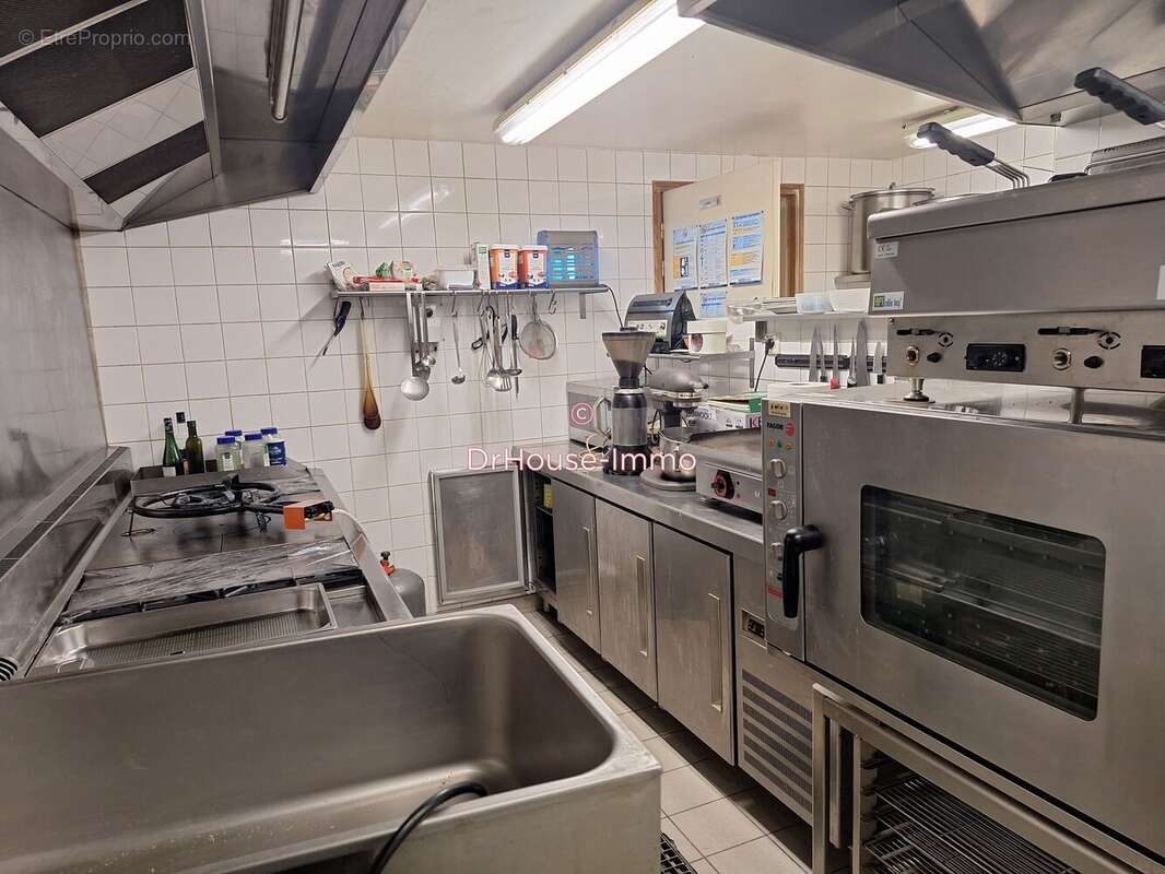 Commerce à LA GUIERCHE