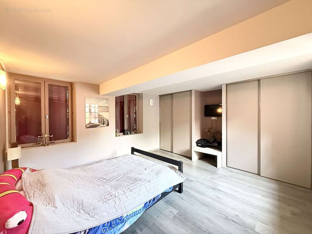 Songeons, familiale 6 chambres  (s) - photo 12