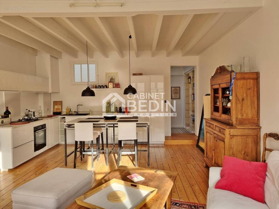 Appartement à BORDEAUX