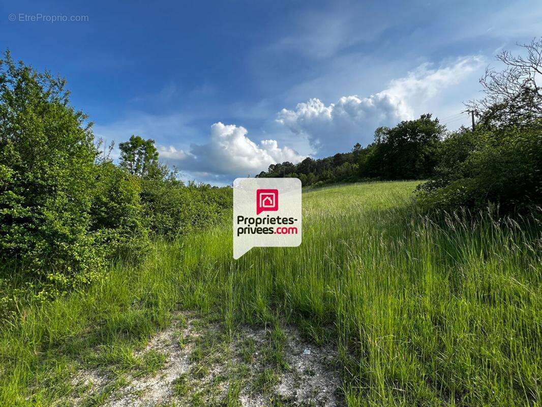 Terrain à SAINT-PAUL-DE-SERRE