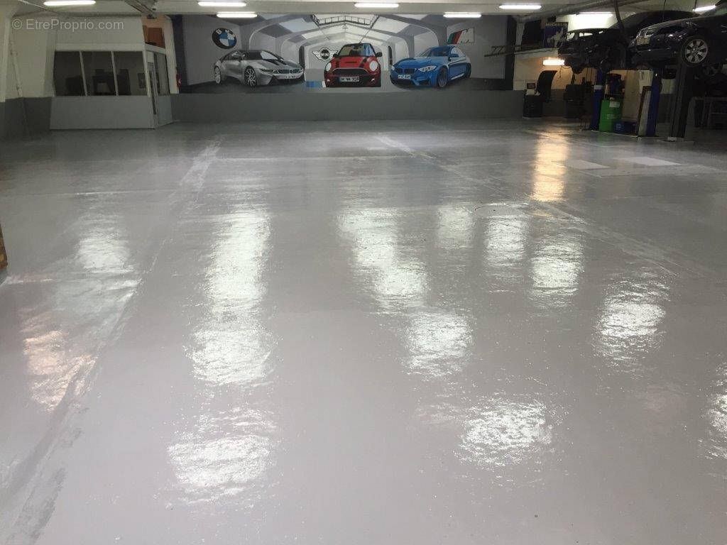 Commerce à PARIS-11E