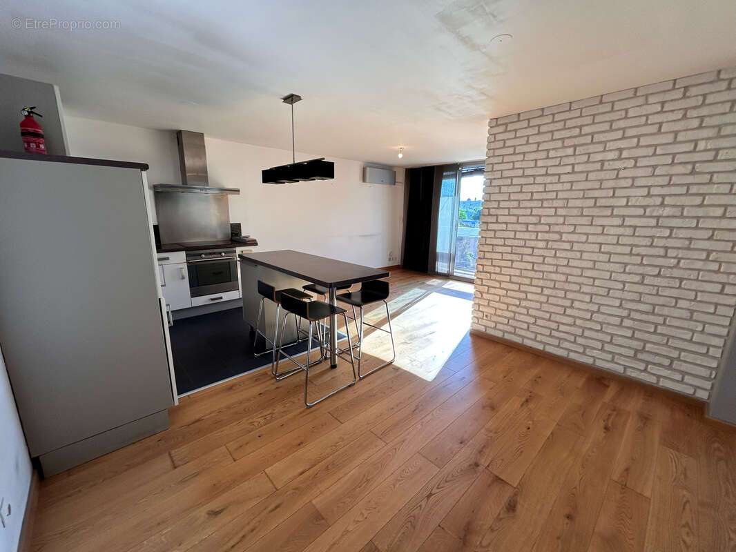 Appartement à VILLEURBANNE