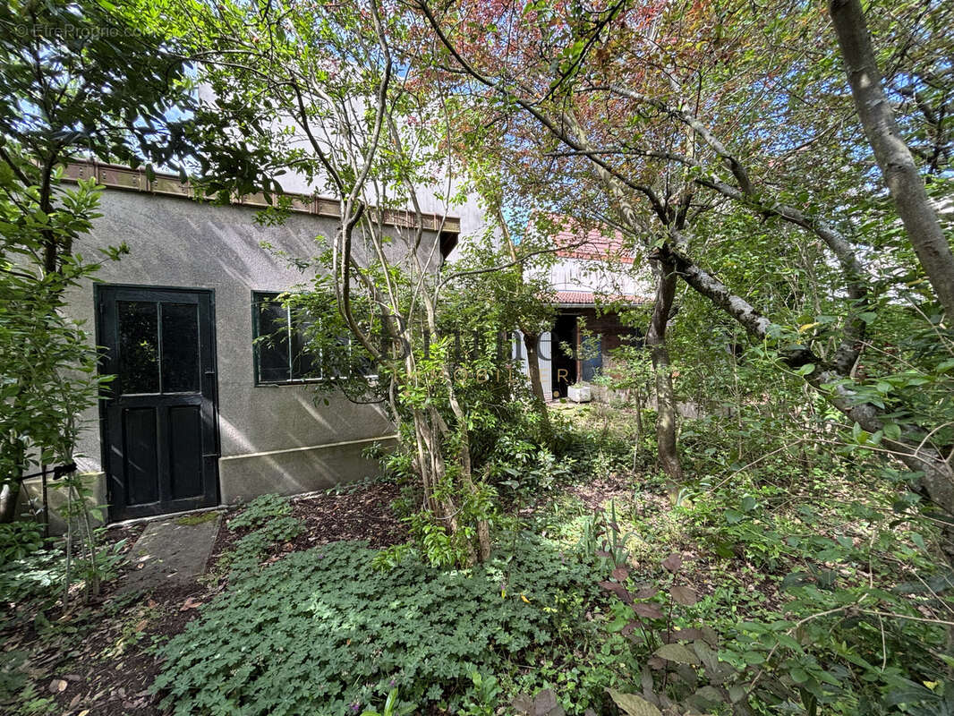 Maison à SAINT-MAUR-DES-FOSSES