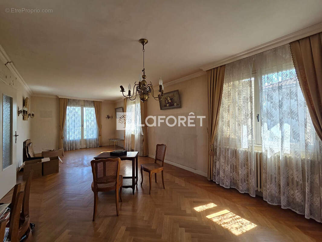 Maison à SAINT-REMY