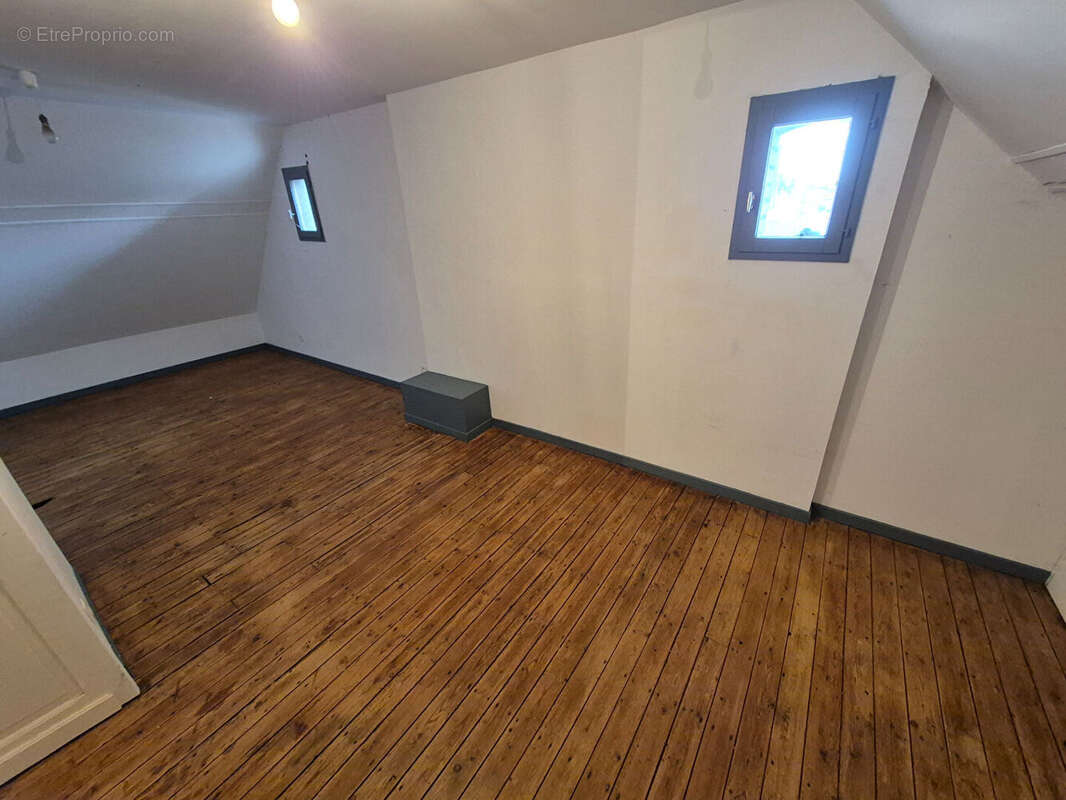 Maison à VILLERS-OUTREAUX