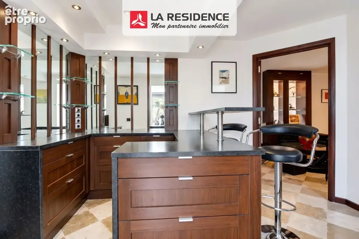 Maison 6 pièces 192 m² à vendre à Versailles (78000) - photo 8